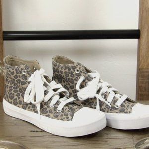 NEW no boundaries tennis shoes
